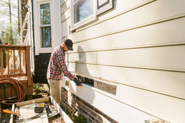Top rated local Emergency Siding Repair specialists in Robbins, NC